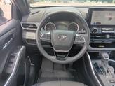Thumbnail of 2023 Celestial Silver Metallic Toyota Highlander