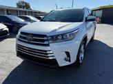 Photo of 2018 Blizzard Pearl Toyota Highlander