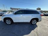Thumbnail of 2018 Blizzard Pearl Toyota Highlander