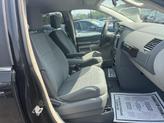 Thumbnail of 2010 Brilliant Black Crystal Pearlcoat Chrysler Town & Country