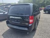 Thumbnail of 2010 Brilliant Black Crystal Pearlcoat Chrysler Town & Country