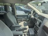 Thumbnail of 2010 Brilliant Black Crystal Pearlcoat Chrysler Town & Country