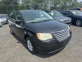 Thumbnail of 2010 Brilliant Black Crystal Pearlcoat Chrysler Town & Country
