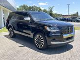 Thumbnail of 2024 Black Metallic Lincoln Navigator