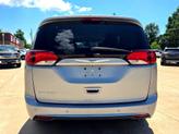 Thumbnail of 2020 Billet Silver Metallic Clearcoat Chrysler Pacifica