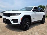 Thumbnail of 2024 Bright White Clearcoat Jeep Grand Cherokee