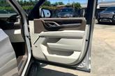 Thumbnail of 2022 Beige Pearl Metallic GMC Yukon XL
