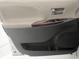 Thumbnail of 2014 White Toyota Sienna