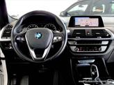 Thumbnail of 2021 Mineral White Metallic BMW X3