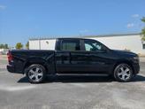 Thumbnail of 2025 Diamond Black Crystal Pearlcoat RAM 1500