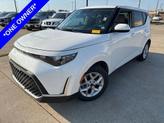 Photo of 2023 Snow White Pearl Kia Soul