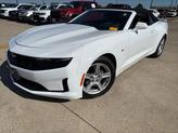 Photo of 2023 Summit White Chevrolet Camaro