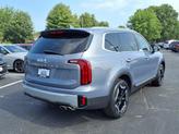 Thumbnail of 2024 Everlasting Silver Kia Telluride