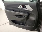 Thumbnail of 2018 Gray Chrysler Pacifica