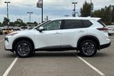 Thumbnail of 2026 Everest White Pearl Tricoat Nissan Rogue