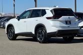 Thumbnail of 2026 Everest White Pearl Tricoat Nissan Rogue