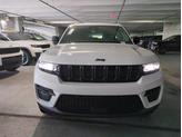 Thumbnail of 2025 Bright White Clearcoat Jeep Grand Cherokee