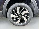 Thumbnail of 2025 Deep Black Pearl Effect Volkswagen Atlas