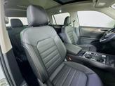 Thumbnail of 2025 Opal White Pearl Effect Volkswagen Atlas
