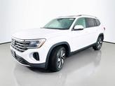 Thumbnail of 2025 Opal White Pearl Effect Volkswagen Atlas