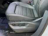 Thumbnail of 2025 Opal White Pearl Effect Volkswagen Atlas