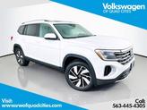 Photo of 2025 Opal White Pearl Effect Volkswagen Atlas