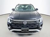 Thumbnail of 2025 Deep Black Pearl Effect Volkswagen Atlas