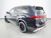 Thumbnail of 2025 Deep Black Pearl Effect Volkswagen Atlas