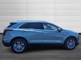 Thumbnail of 2023 Argent Silver Metallic Cadillac XT5