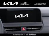Thumbnail of 2025 Snow White Pearl Kia Seltos