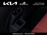 Thumbnail of 2025 Snow White Pearl Kia K4