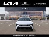 Thumbnail of 2025 Snow White Pearl Kia K4