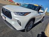 Thumbnail of 2022 Wind Chill Pearl Toyota Highlander