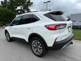 Thumbnail of 2022 Star White Ford Escape