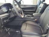 Thumbnail of 2025 Diamond Black Crystal Pearlcoat Jeep Grand Cherokee