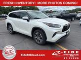 Photo of 2021 Blizzard Pearl Toyota Highlander