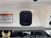 Thumbnail of 2015 Blizzard Pearl Toyota Sienna