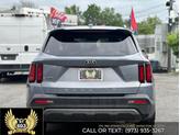 Thumbnail of 2021 Everlasting Silver Kia Sorento