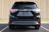 Thumbnail of 2016 Midnight Black Metallic Toyota Highlander