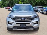 Thumbnail of 2022 Iconic Silver Metallic Ford Explorer