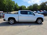 Thumbnail of 2022 Iridescent Pearl Tricoat Chevrolet Silverado 1500