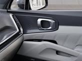 Thumbnail of 2025 Snow White Pearl Kia Sorento Hybrid