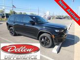 Photo of 2023 Diamond Black Crystal Pearlcoat Jeep Grand Cherokee L