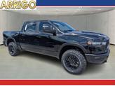 Photo of 2025 Diamond Black Crystal Pearlcoat RAM 1500