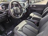 Thumbnail of 2025 Bright White Clearcoat Chrysler Pacifica