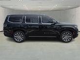 Thumbnail of 2023 Diamond Black Crystal Pearlcoat Jeep Grand Wagoneer