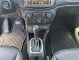 Thumbnail of 2023 Alpine White Clearcoat Jeep Renegade