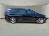 Thumbnail of 2025 Diamond Black Crystal Pearlcoat Chrysler Pacifica