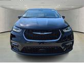 Thumbnail of 2025 Diamond Black Crystal Pearlcoat Chrysler Pacifica