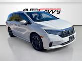 Photo of 2023 Platinum White Pearl Honda Odyssey